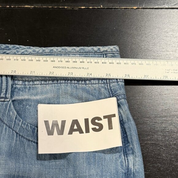 NYDJ Chambray Lift Tuck Technology Light Wash Wide Leg Pants Womens Size 24W - Picture 10 of 12